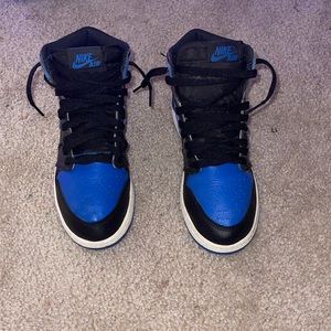 Black and blue jordan 1s